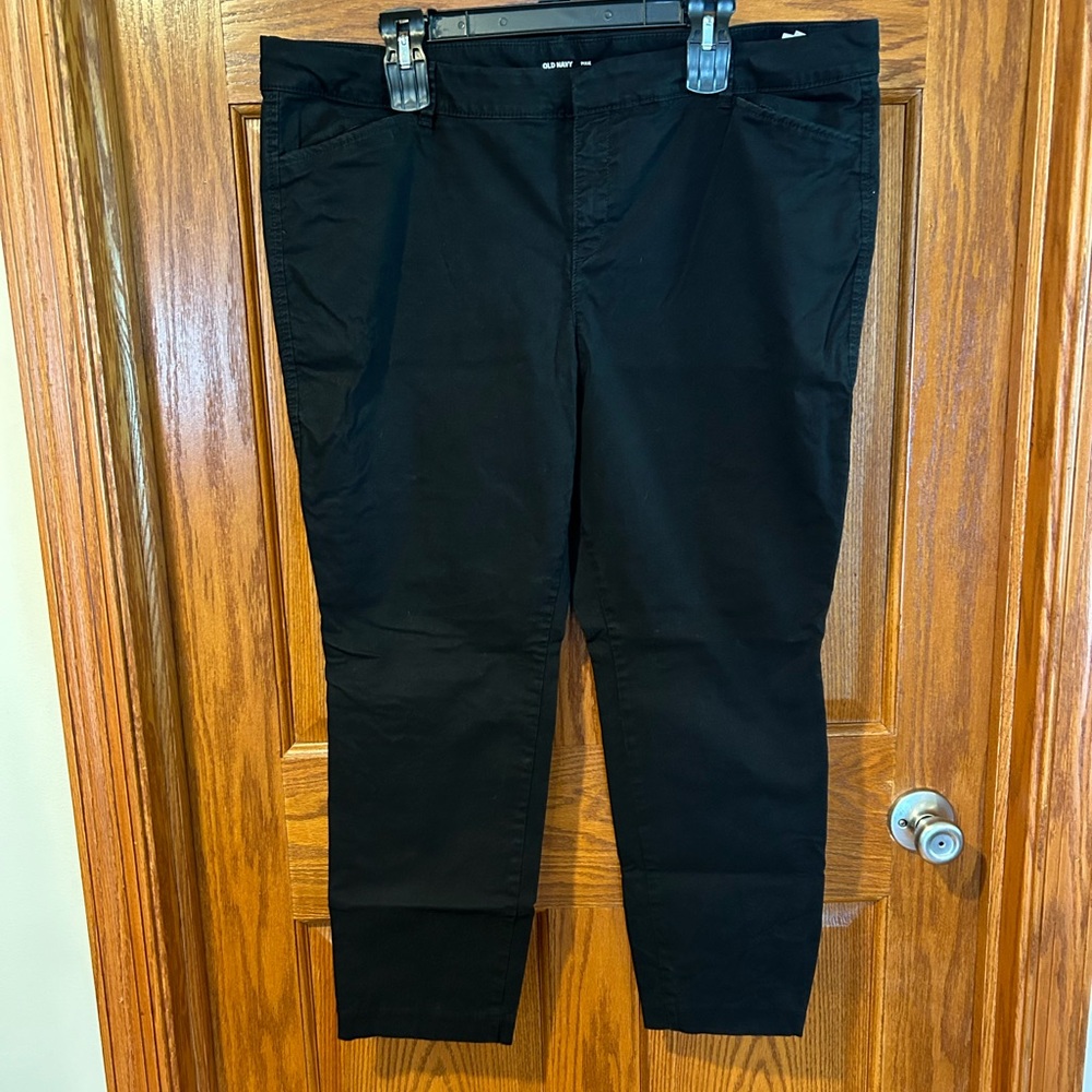 Old Navy Pixie pants - size 18 - Black